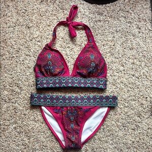 Vibrant Pink Patterned Bikini Set